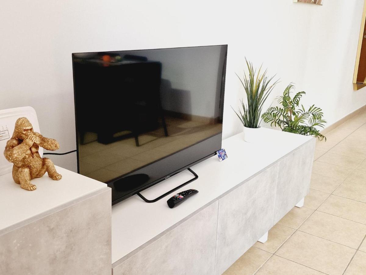 Precious 3 Bedroom, Oasis De Fanabe Wifi Free アデヘ エクステリア 写真