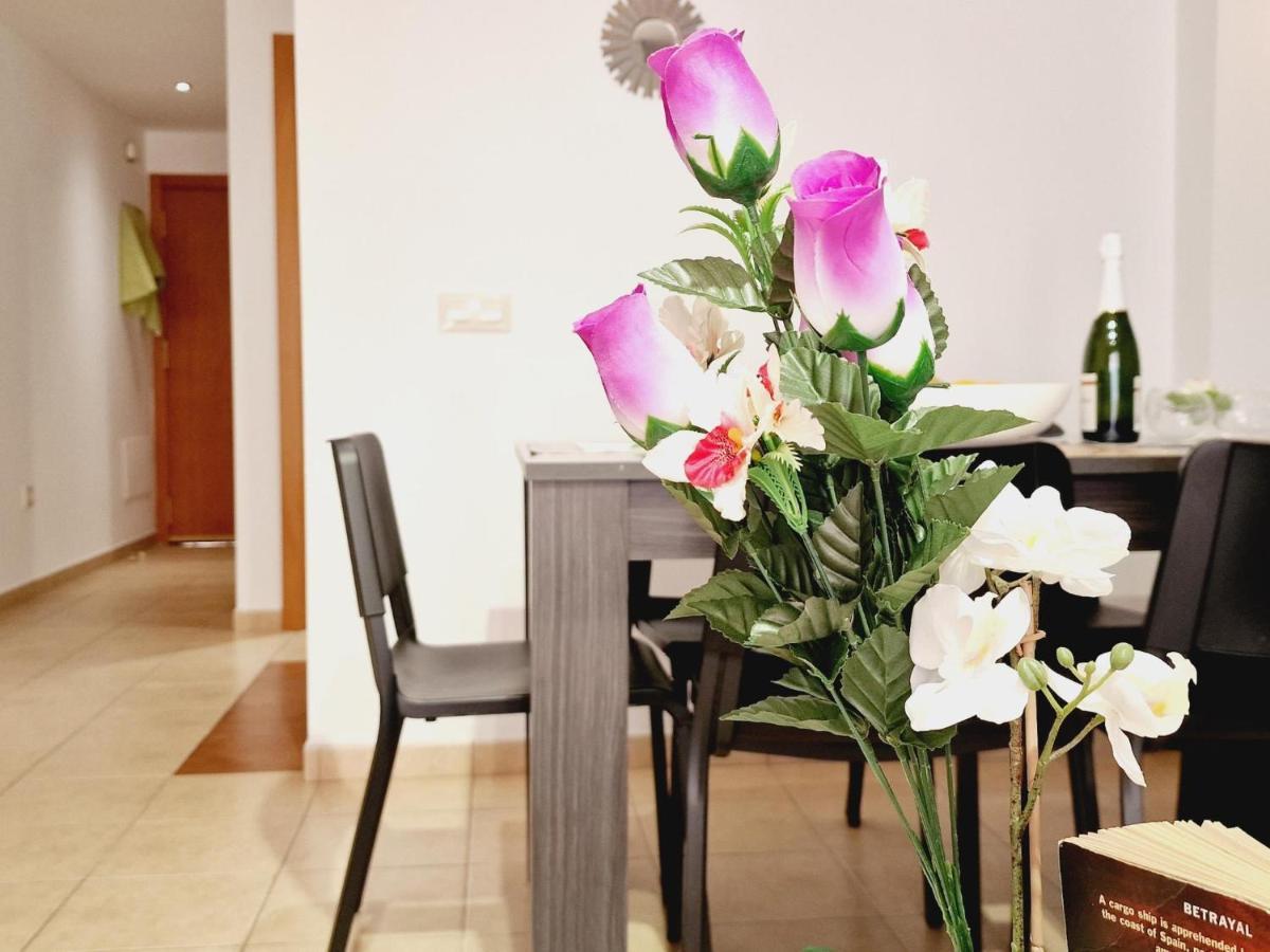 Precious 3 Bedroom, Oasis De Fanabe Wifi Free アデヘ エクステリア 写真